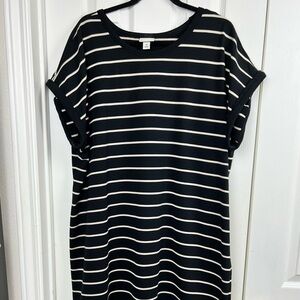 Ava & Viv Black and Cream Striped Dress, 2X, Cap Sleeve, Knee Length